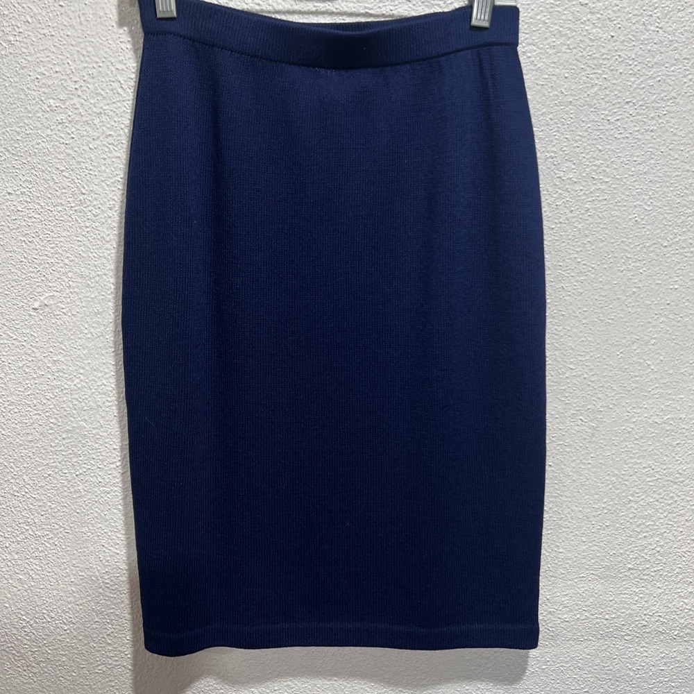 ST. JOHN Collection Santana Knit Basic Straight Skirt 6 Navy Knee Length Blue